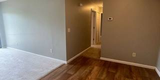 Large first floor condo for rent! 1034-3 Blue Ridge Dr. Gallery 8