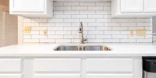 Spacious 3BD/2BTH In Yukon Gallery 15