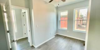 STUDENT HOUSING OPPORTUNITY - Bright and Updated 2 Bedroom 1.5 Bath House in Oakland Gallery 18