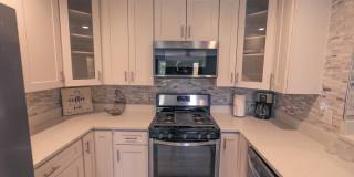 1060 GARDENVIEW Loop Gallery 9
