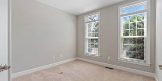 15436 SYMONDSBURY Way Gallery 43