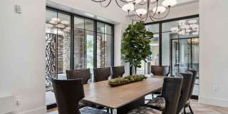 The Laurel Apartments Gallery 32