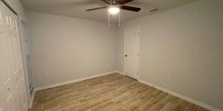 Beautiful Single Family Home! $2395/1085ft2-South Sarasota, 3-Bed/2-Bath, Fully Renovated: Annual Rental! Gallery 22