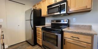 Spacious Second-Floor One Bedroom with Balcony, Stainless Steel Kitchen & Exterior Storage Spacious Second-Floor One Bedroom with Balcony, Stainless Steel Kitchen & Exterior Storage Gallery 6
