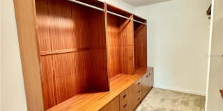 4620 BAY BOULEVARD Gallery 33