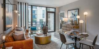 Signature at Reston Town Center Gallery 7