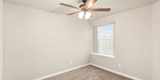 Beautiful 3/2.5 Townhome Gallery 23