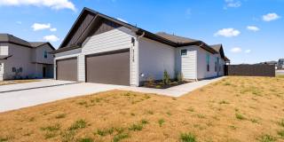 Modern Comfort  Convenience in the Heart of Buda – Stylish Living at 414 Cross Barn Blvd #B Gallery 1