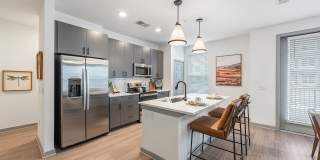 Populus Waterside Gallery 23