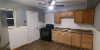 Charming 3-Bedroom Property in Prime Location Gallery 13