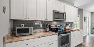 512 Hazelwood Drive Gallery 13