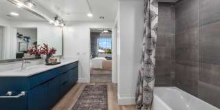 Aura Uptown Gallery 10