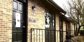311 MAPLE AVE W #C Gallery 12