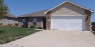 3 Bedroom in Eastport Village Gallery 1