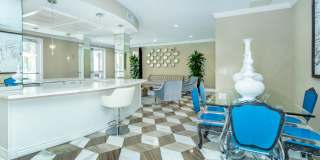 La Belle at Hollywood Tower Gallery 16