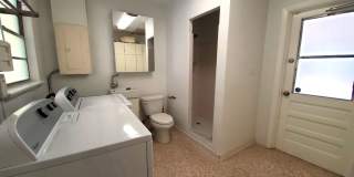 Stunning Pool Home in Sapphire Shores – West of the Trail Near the Ringling Museum Gallery 21