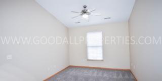 Spring special! 2-Bedroom, 2.5-Bath Townhome in Urbandale with 2-Car Attached Garage Spring special! 2-Bedroom, 2.5-Bath Townhome in Urbandale with 2-Car Attached Garage Gallery 6