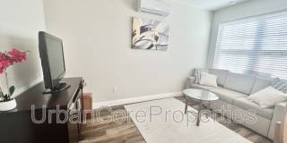 325 15th Ave NE Gallery 4