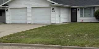 1009 34th Avenue Southwest Gallery 1