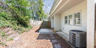 342 Mathews Avenue NE Gallery 27