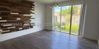2311 NE 42nd Cir Gallery 5