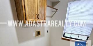 Beautiful Updated Duplex in Grandview-Available NOW!! Gallery 13