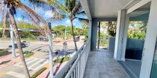 7832 Collins Ave Gallery 12