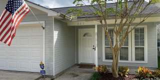 301 Misty Creek Dr Gallery 1