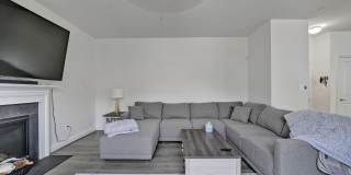 1103 GRADY Court Gallery 7