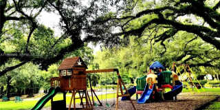 9470 Poinciana Pl Gallery 16