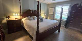 1846 KANE Place Gallery 15