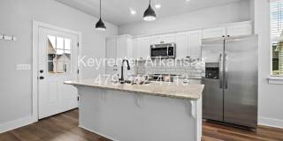 Beautiful and Modern Home! Gallery 11