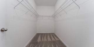 KNIGHTSBRIDGE 50S  Single Family Residence Gallery 25
