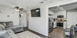 1205 Poppy Avenue Suite B Gallery 1