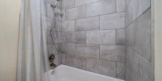 1 Bedroom Condo in Aurora Gallery 14