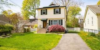 111 6th Street Gallery 1