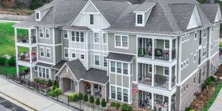 2 Bed, 2 Bath Condo with Garage Close to Downtown Franklin Gallery 1