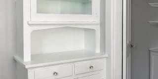 Hawthorne Street Gallery 118