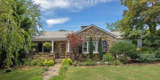 Charming North Asheville Home Gallery 1
