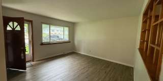 Conveniently located in the heart of Arnold! Gallery 5
