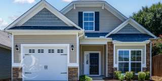 3 BR, 2 BA IN QUAINT, QUIET, GATED COMMUNITY Gallery 1