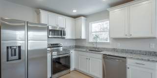 Modern 2 Bedroom Home in Mill Town Gallery 1