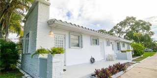 1716 N 16th Ct Gallery 1