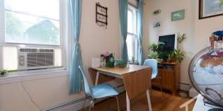 Charming 1 Bedroom-No Broker Fee Gallery 7