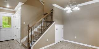 Great duplex in a great location Gallery 7
