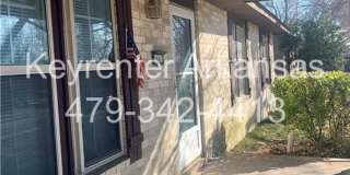 Charming Home with Open Kitchen, Fireplace & 2‑Car Garage Gallery 4