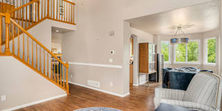 Beautiful 4 Bed, 3.5 Bath Home in Grant Ranch Neighborhood! Gallery 4