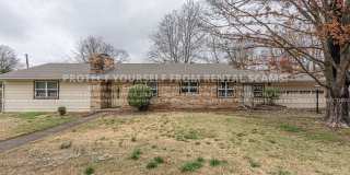 1013 North Vandeventer Avenue, Fayetteville, AR 72701 Gallery 1