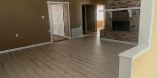 2329 LYNDELL Drive Gallery 5