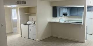 2 Bedroom 2 Bath Craig & Nellis 2 Bedroom 2 Bath Craig & Nellis Gallery 1